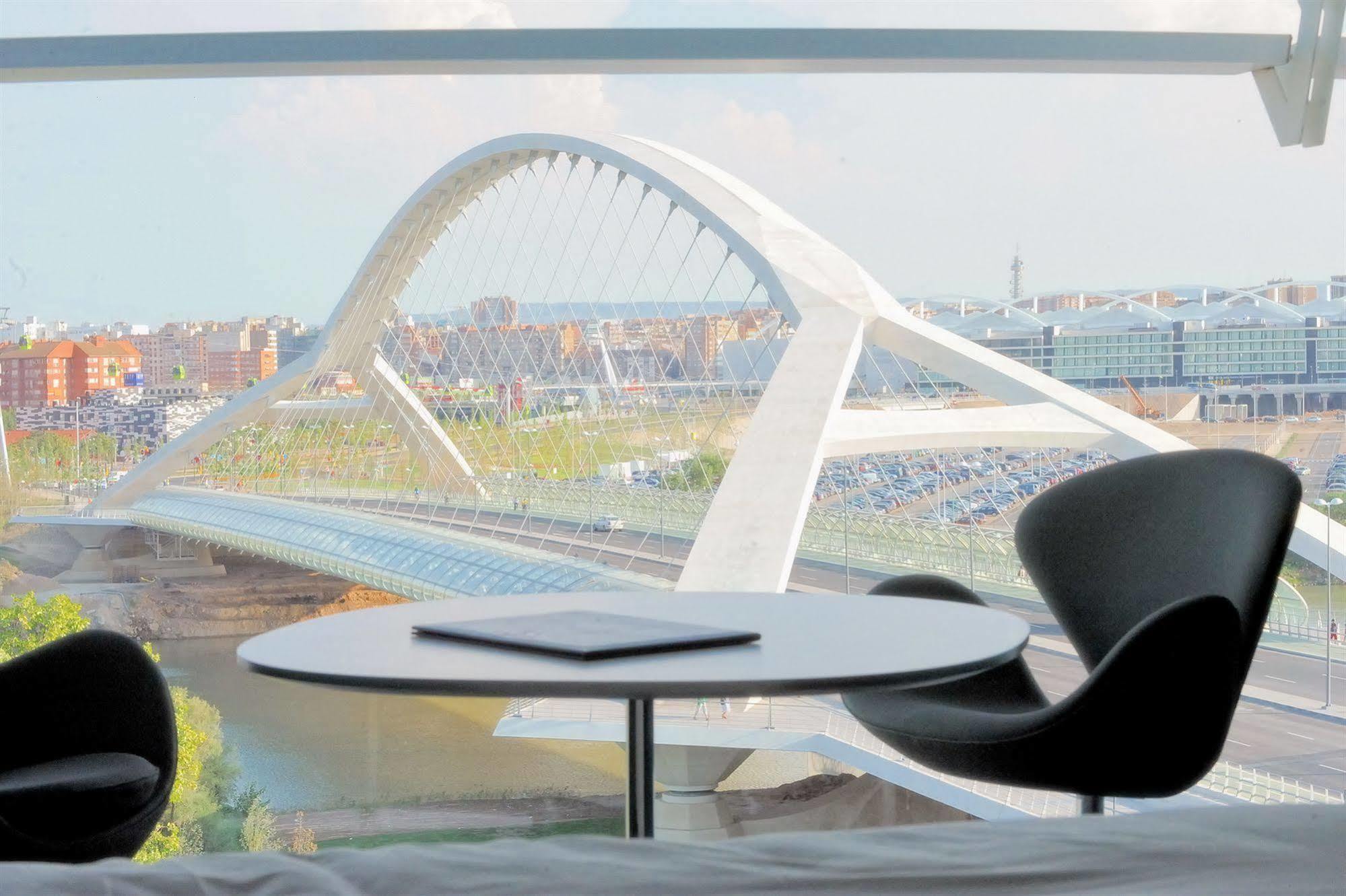 Hotel Hiberus Zaragoza Dış mekan fotoğraf